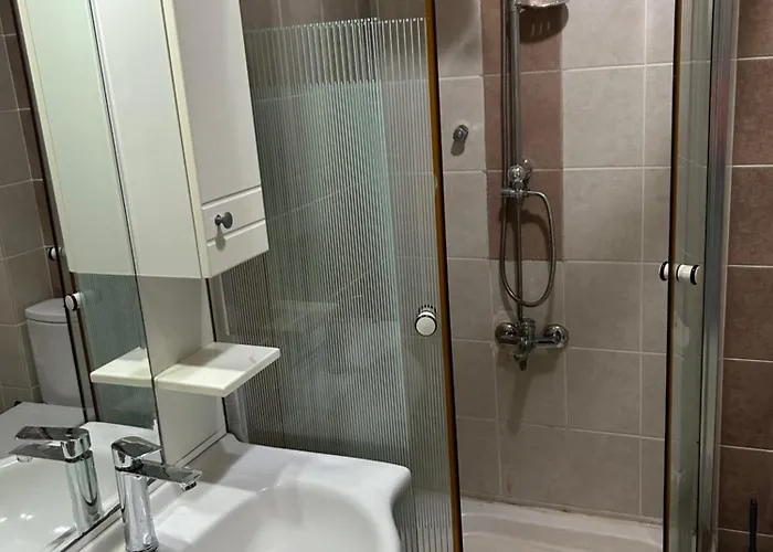 Tuerkan Κουσάντασι