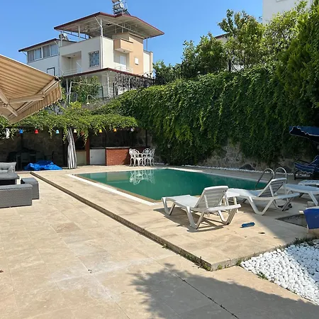 Tuerkan Villa Kusadasi