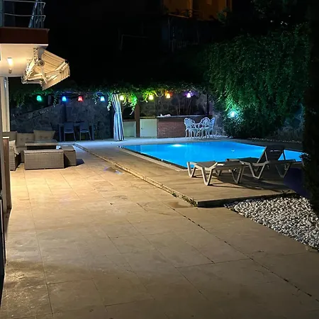 Tuerkan * Kusadasi